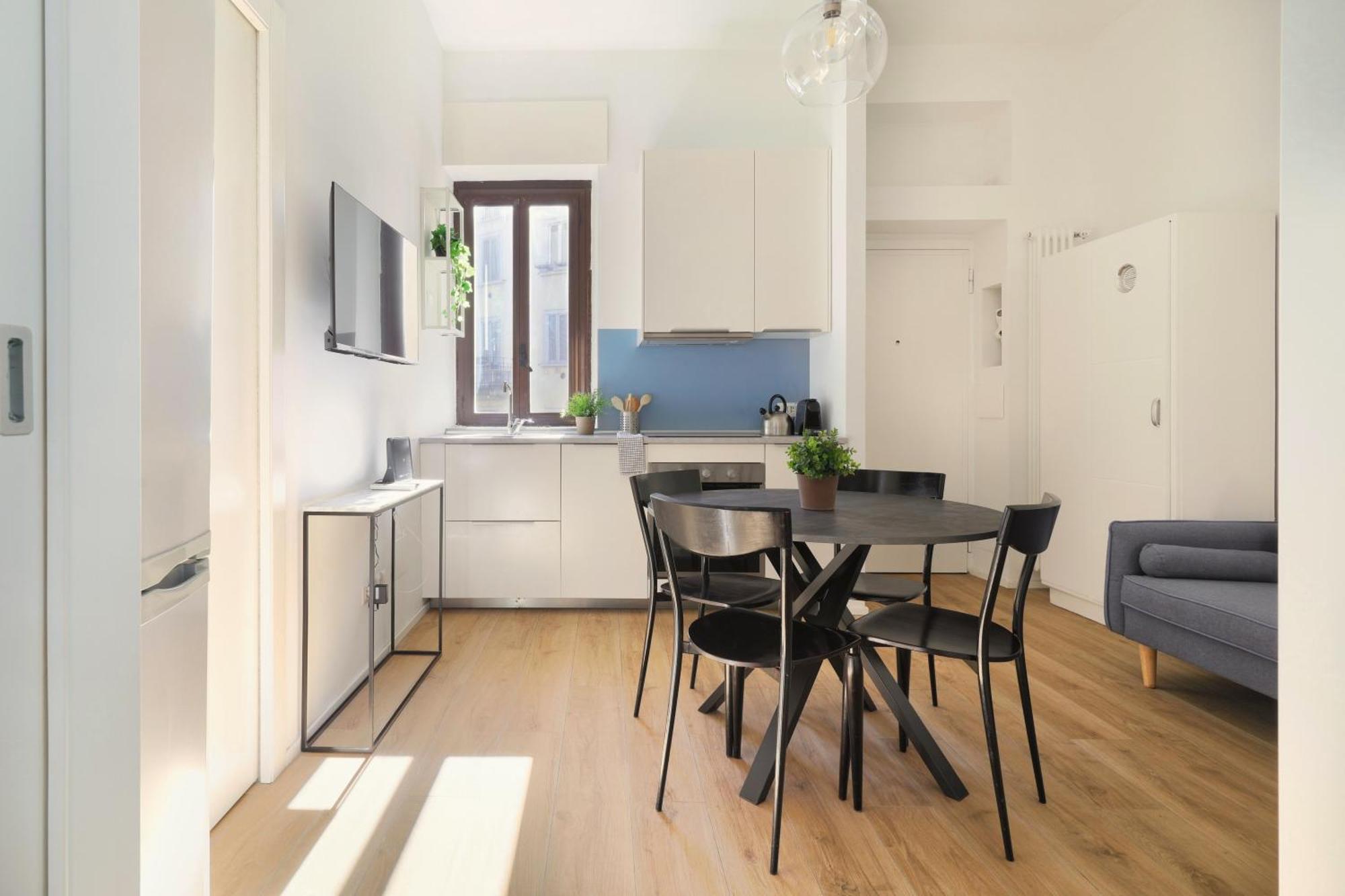 Just Urban Stays - Bright And Functional Apartment - Corso Genova Milan Exterior photo